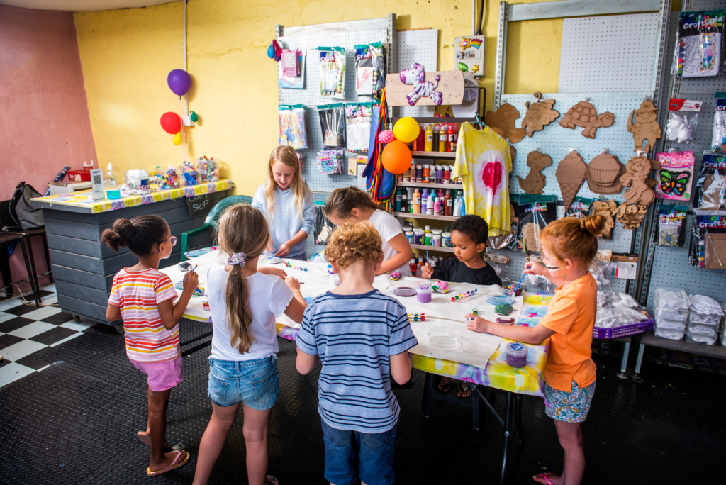 Craftopia Party Image